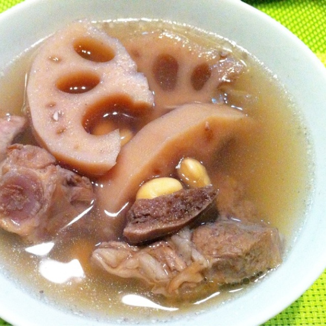 【莲藕排骨汤图片】-布酱-_下厨房