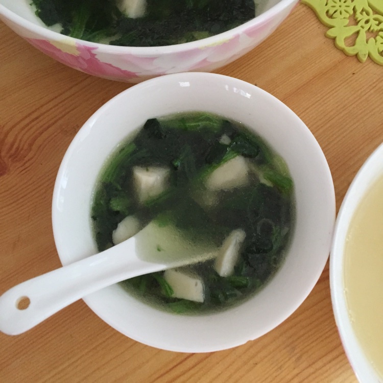 鱼丸菠菜汤