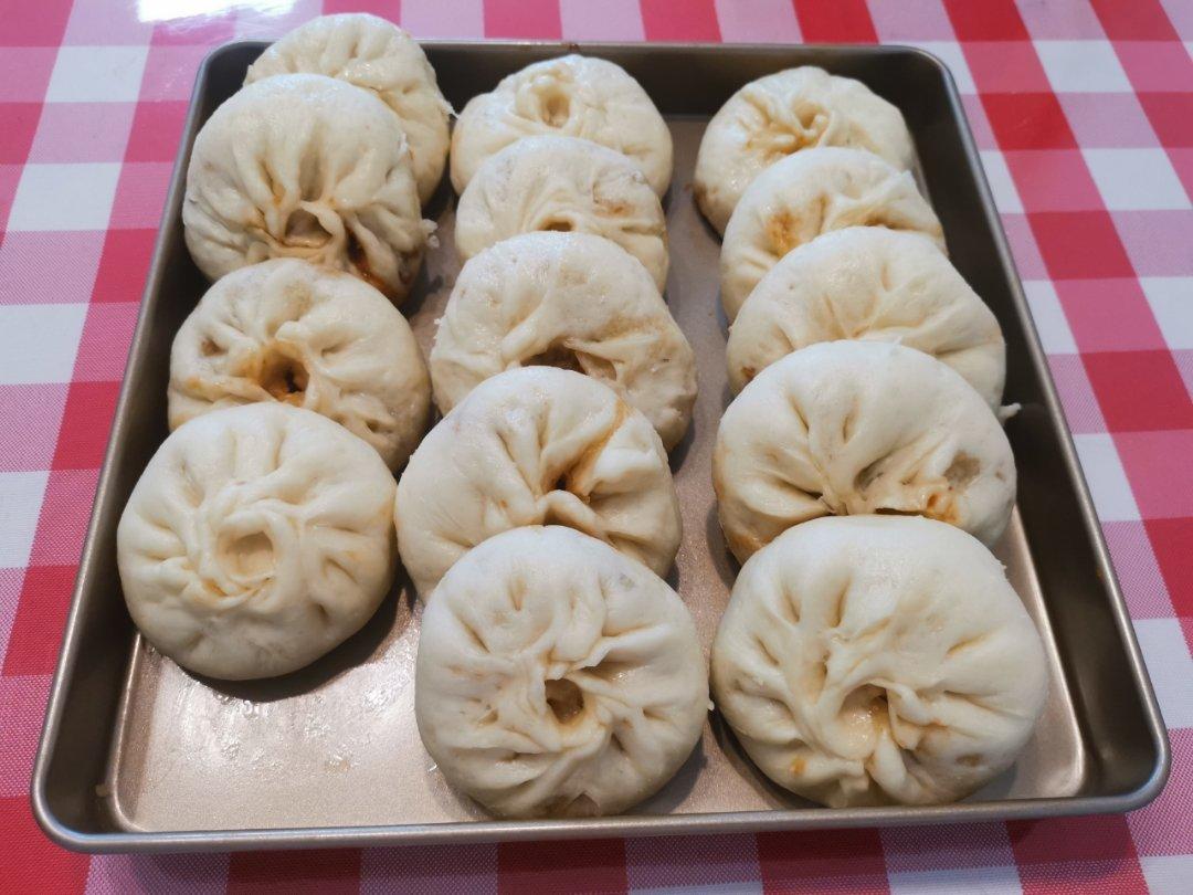茄子酱肉包子
