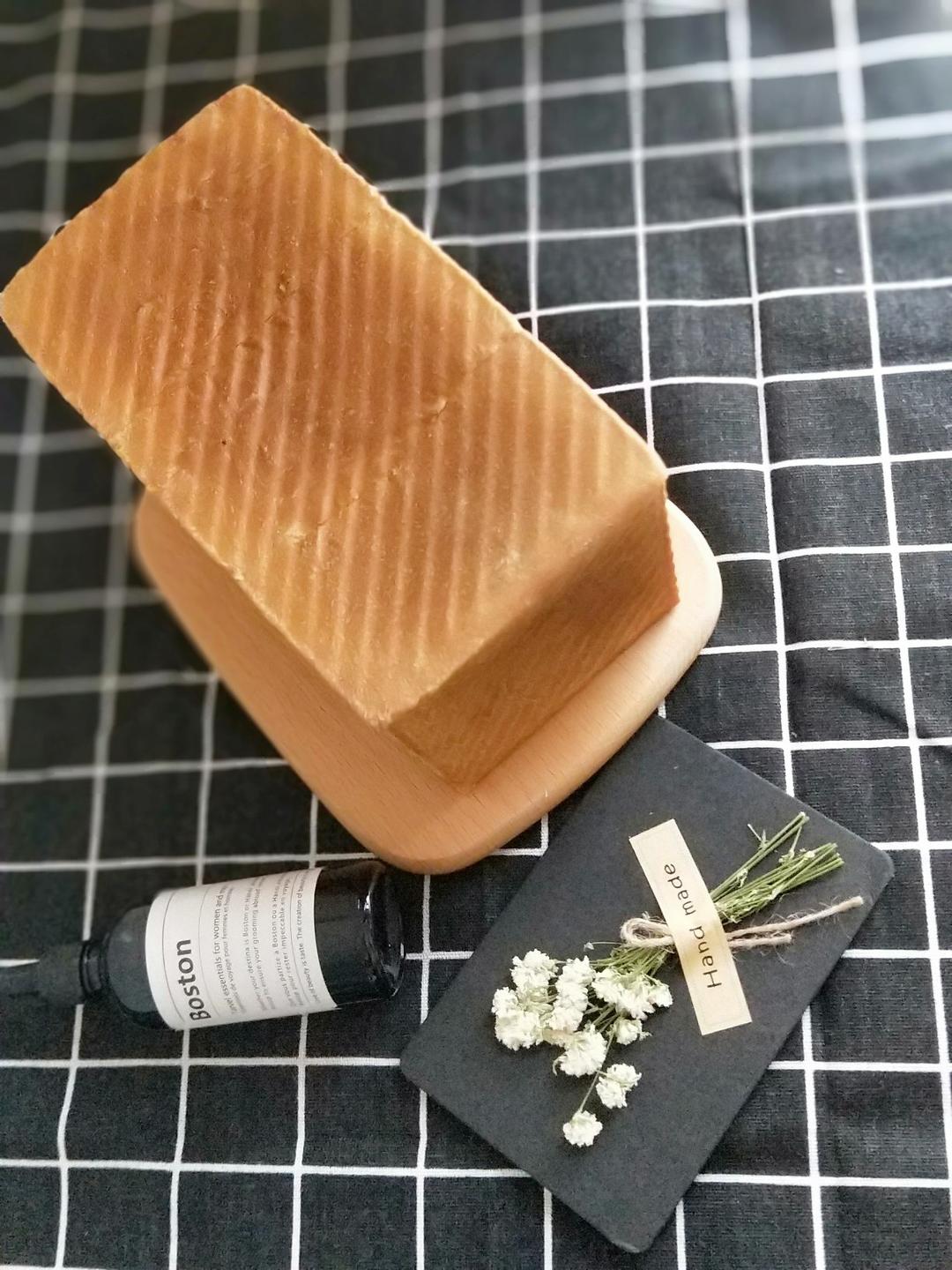 基础面包制作 Basic Bread (Loaf&Roll)
