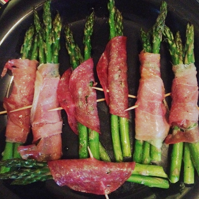 香煎火腿芦笋卷