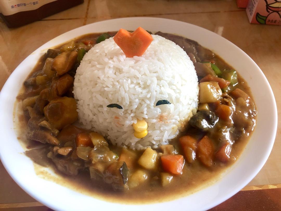 人见人爱花见花开🐤         三只小鸡日式咖喱饭