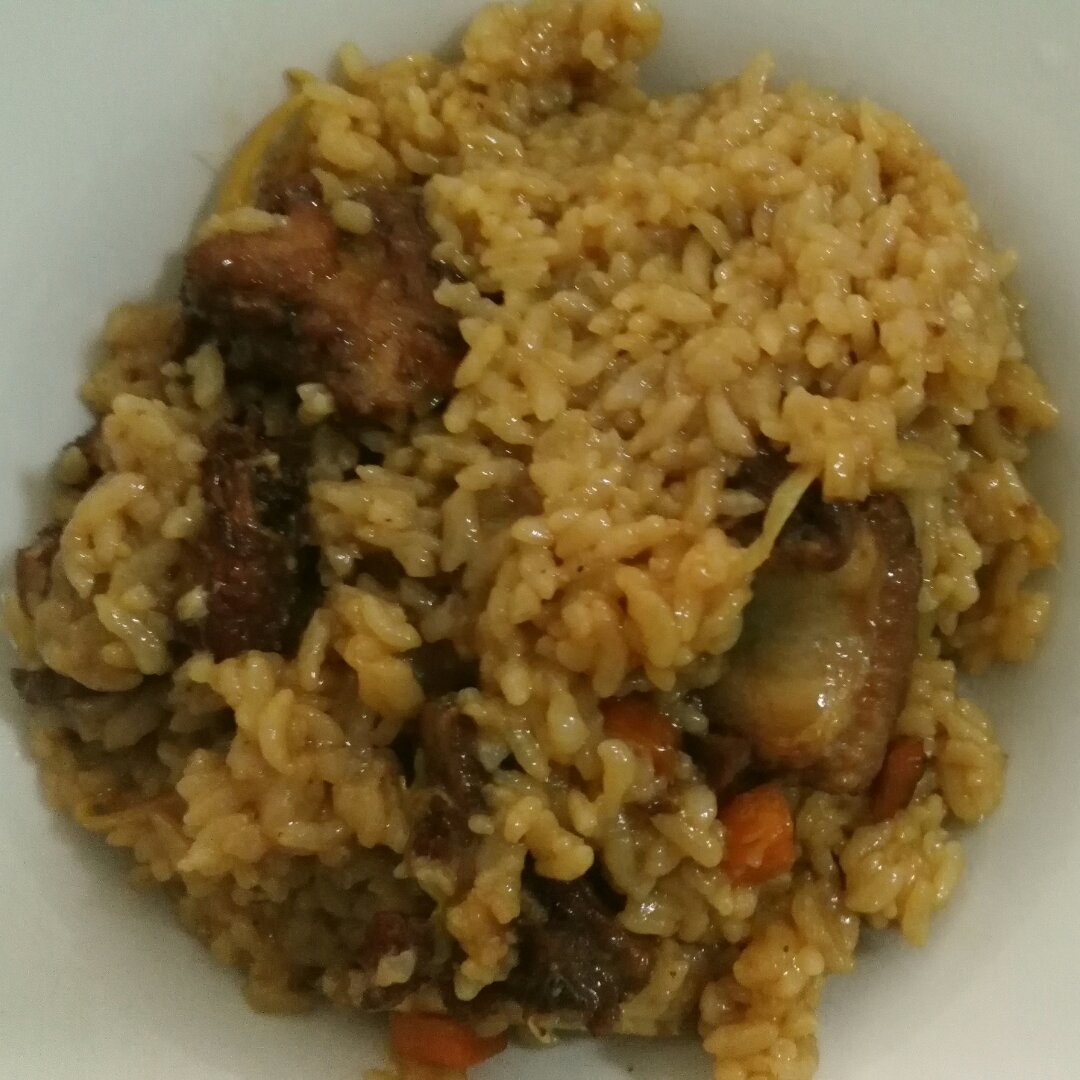 喷香排骨焖饭（爆好吃）