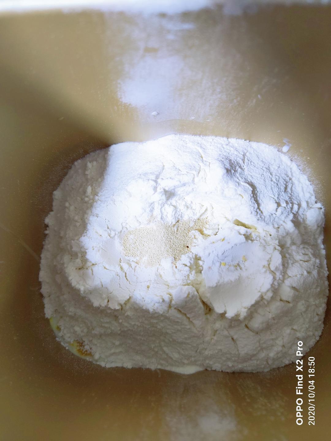 纯奶手撕吐司的做法 步骤1