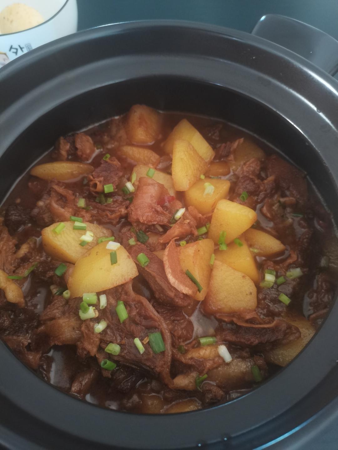 番茄土豆炖牛腩