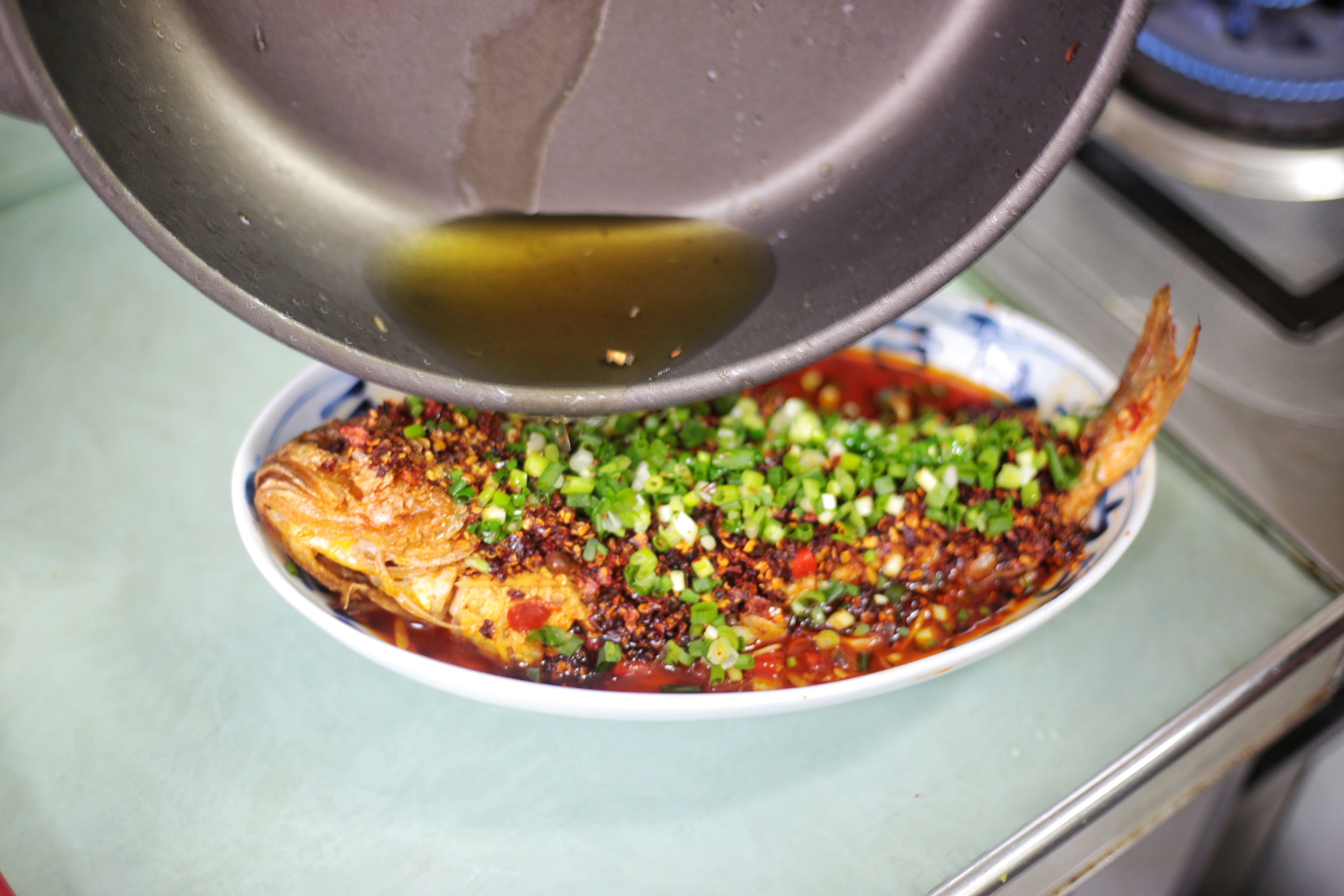 年年有鱼——香辣霸道的炝锅鱼的做法 步骤10