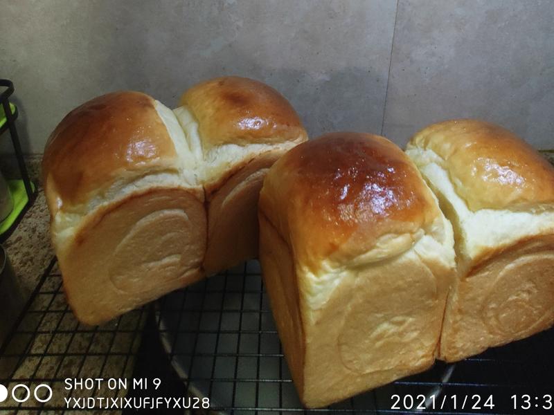 纯奶手撕吐司的做法 步骤1