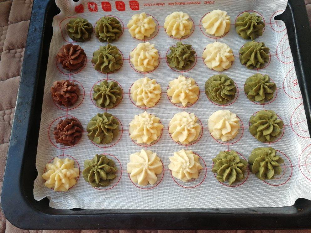 多种口味曲奇（香草、巧克力、抹茶）