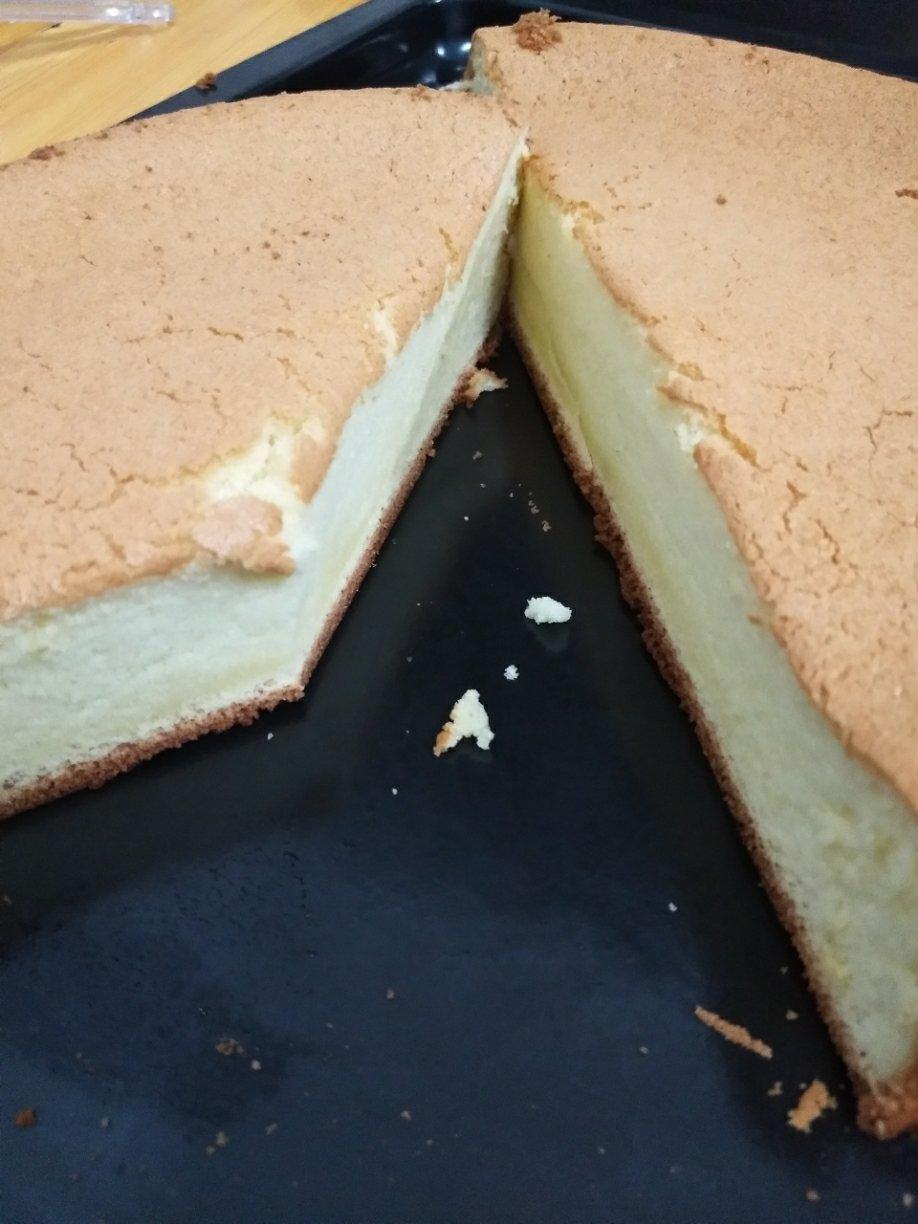 烤箱做蛋糕（戚风蛋糕的做法）
