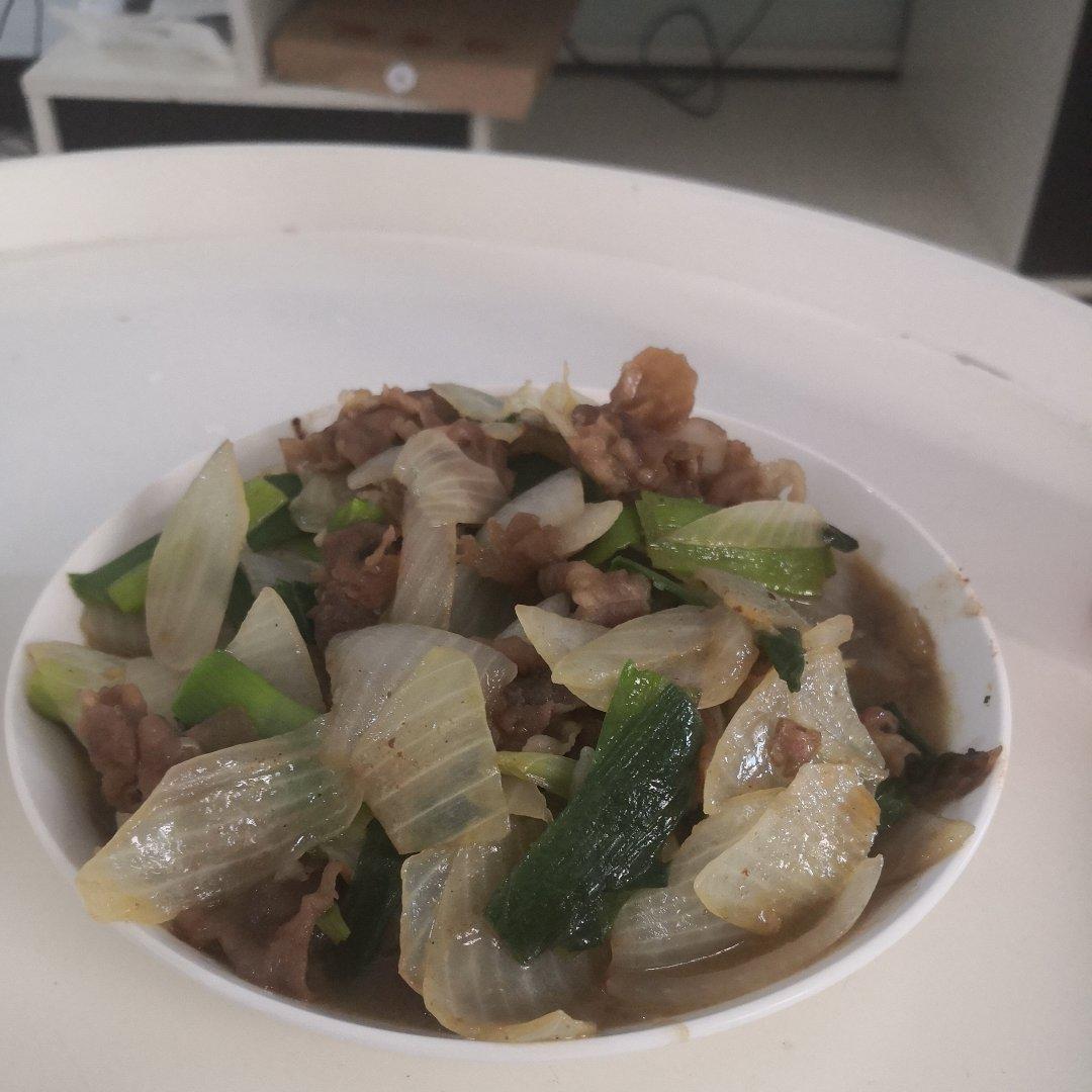 简单的洋葱炒牛肉