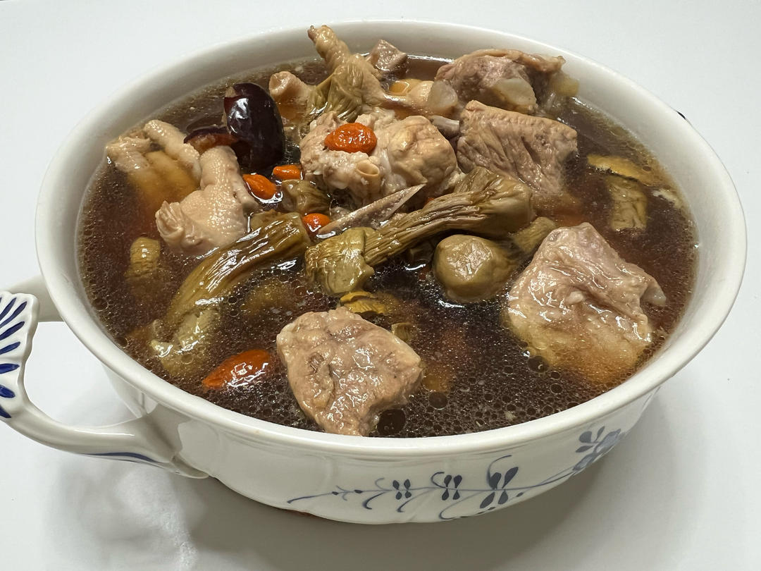 姬松茸排骨汤