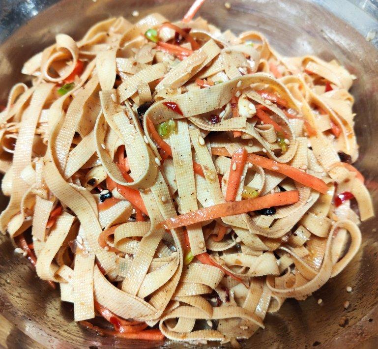 凉拌干豆腐