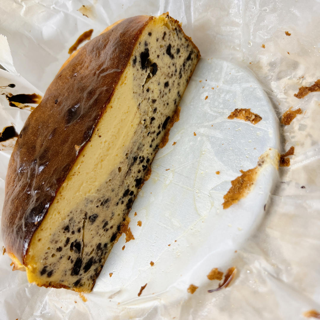 巴斯克蛋糕（马壮实）