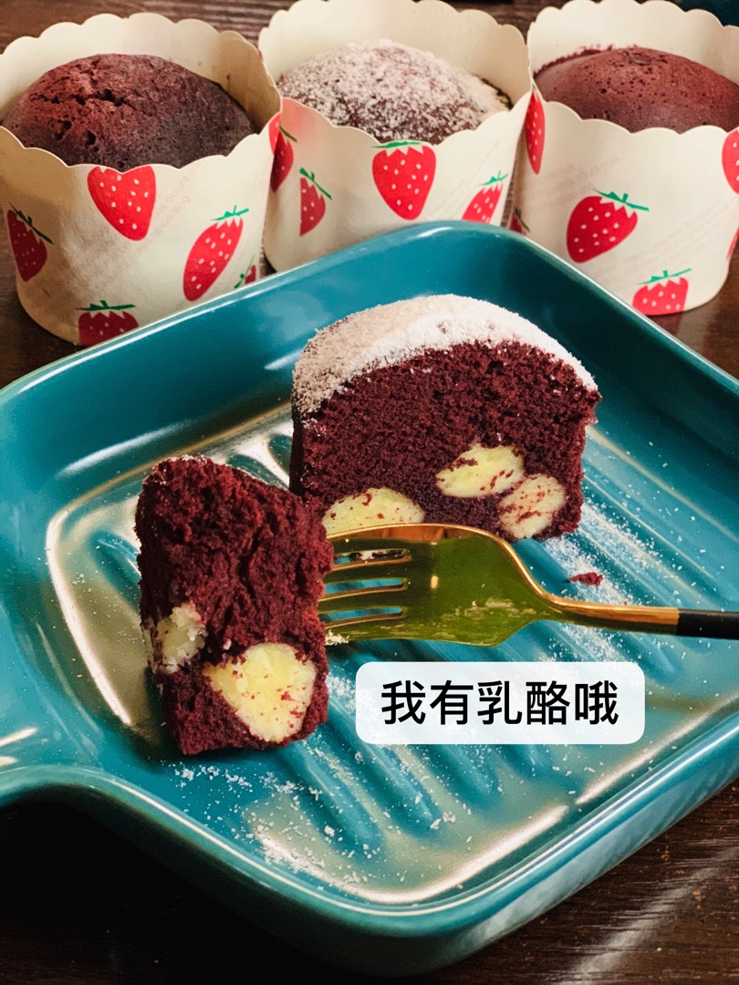 小红帽cupcake | 红丝绒乳酪戚风纸杯蛋糕