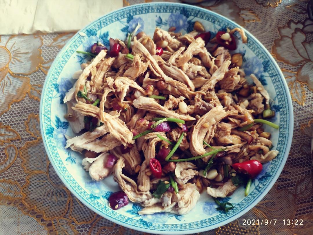 凉拌鸡胸肉丝