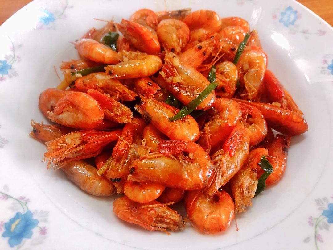 【油爆虾】
