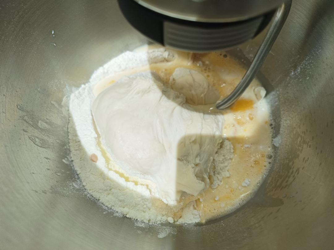 纯奶手撕吐司的做法 步骤1