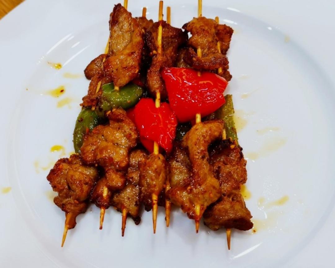 彩虹96辣椒烤串的做法