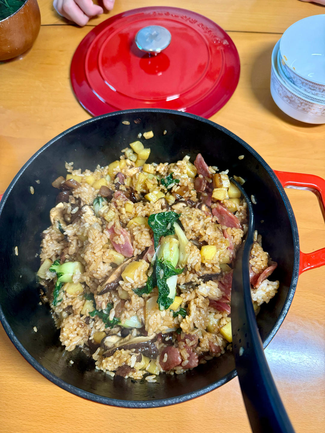 煲仔饭 珐琅锅 铸铁锅