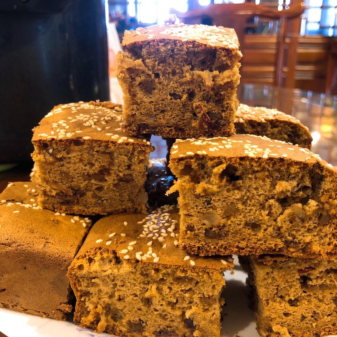 采蘑菇的西兰花做的比五道口枣糕王还好吃的枣糕