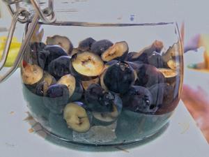 水灵灵的蓝莓酒-懒人教程的做法 步骤2