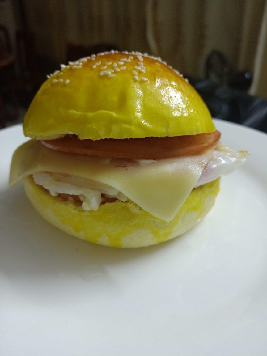 肯德基早餐汉堡轻松在家做 ---『玉米鸡肉汉堡包』