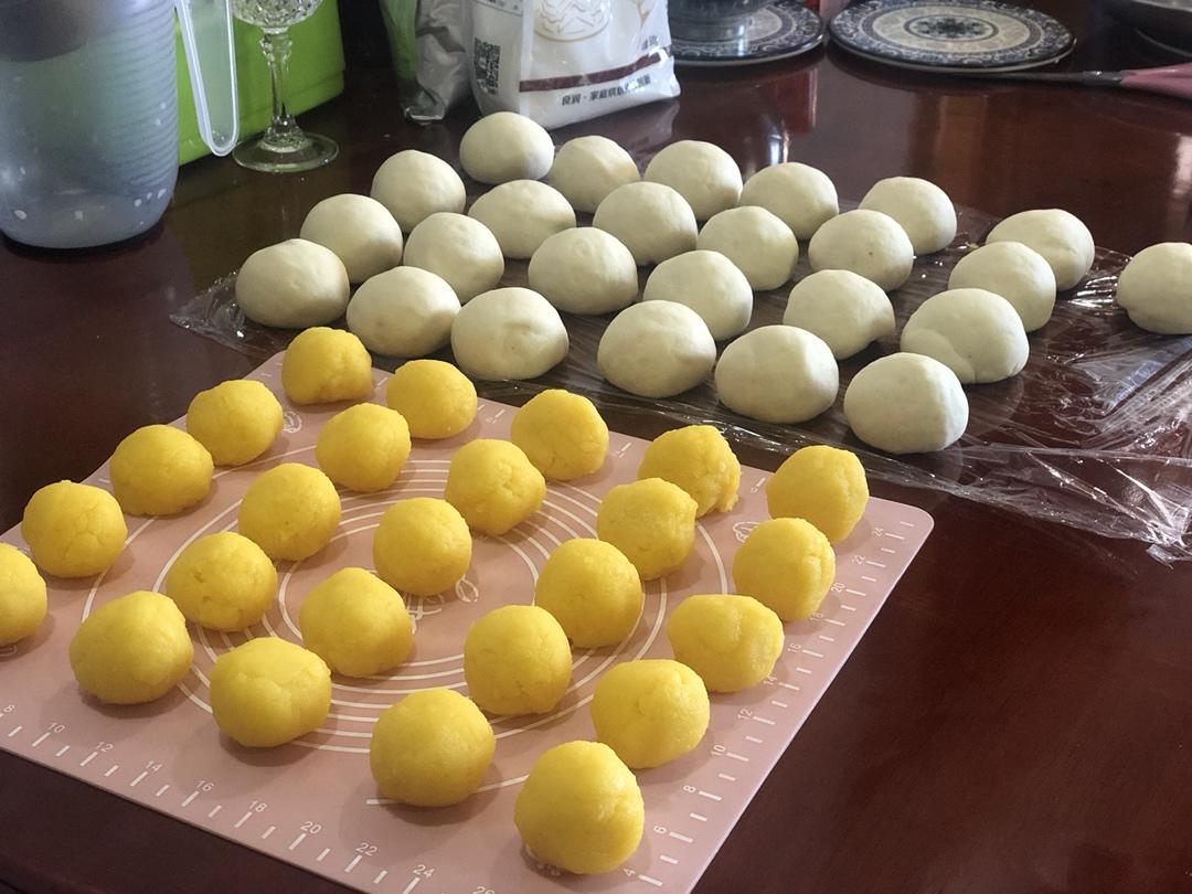 奶黄馅儿和奶黄包