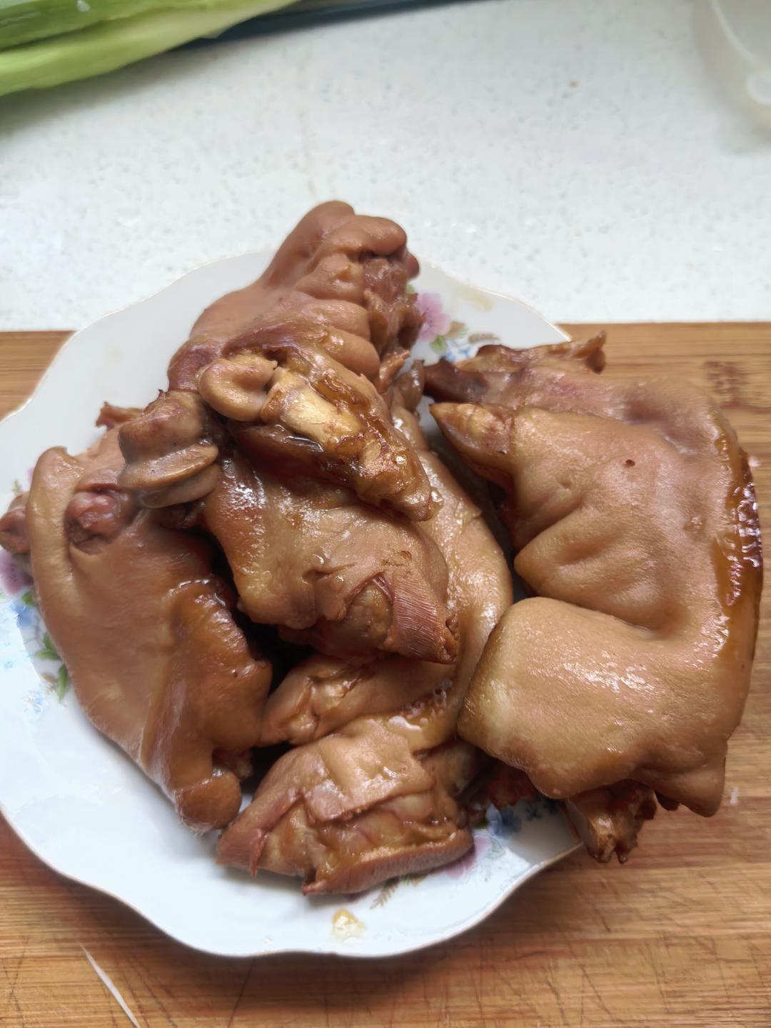 高压锅炖猪蹄