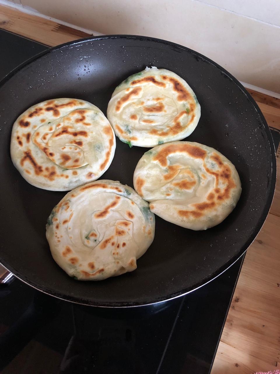 家常葱油饼