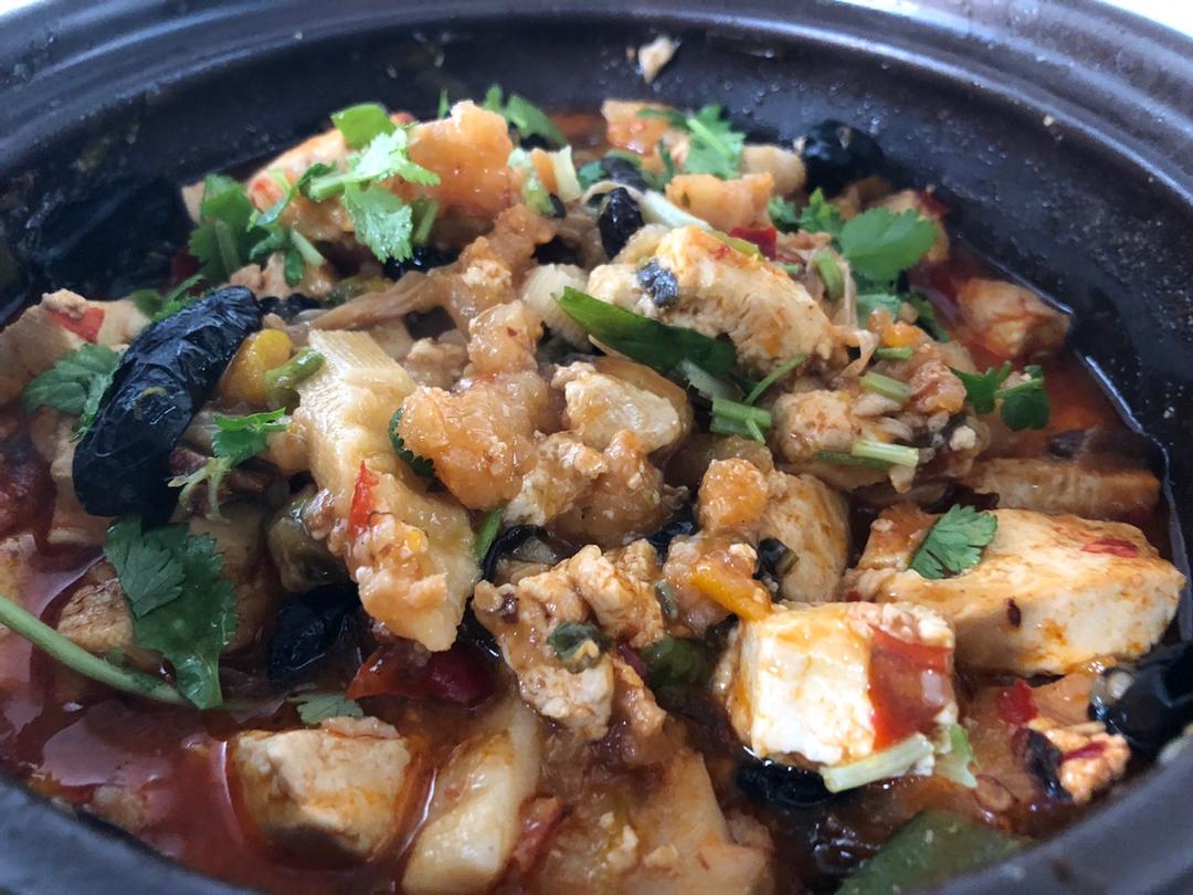 龙利鱼豆腐煲