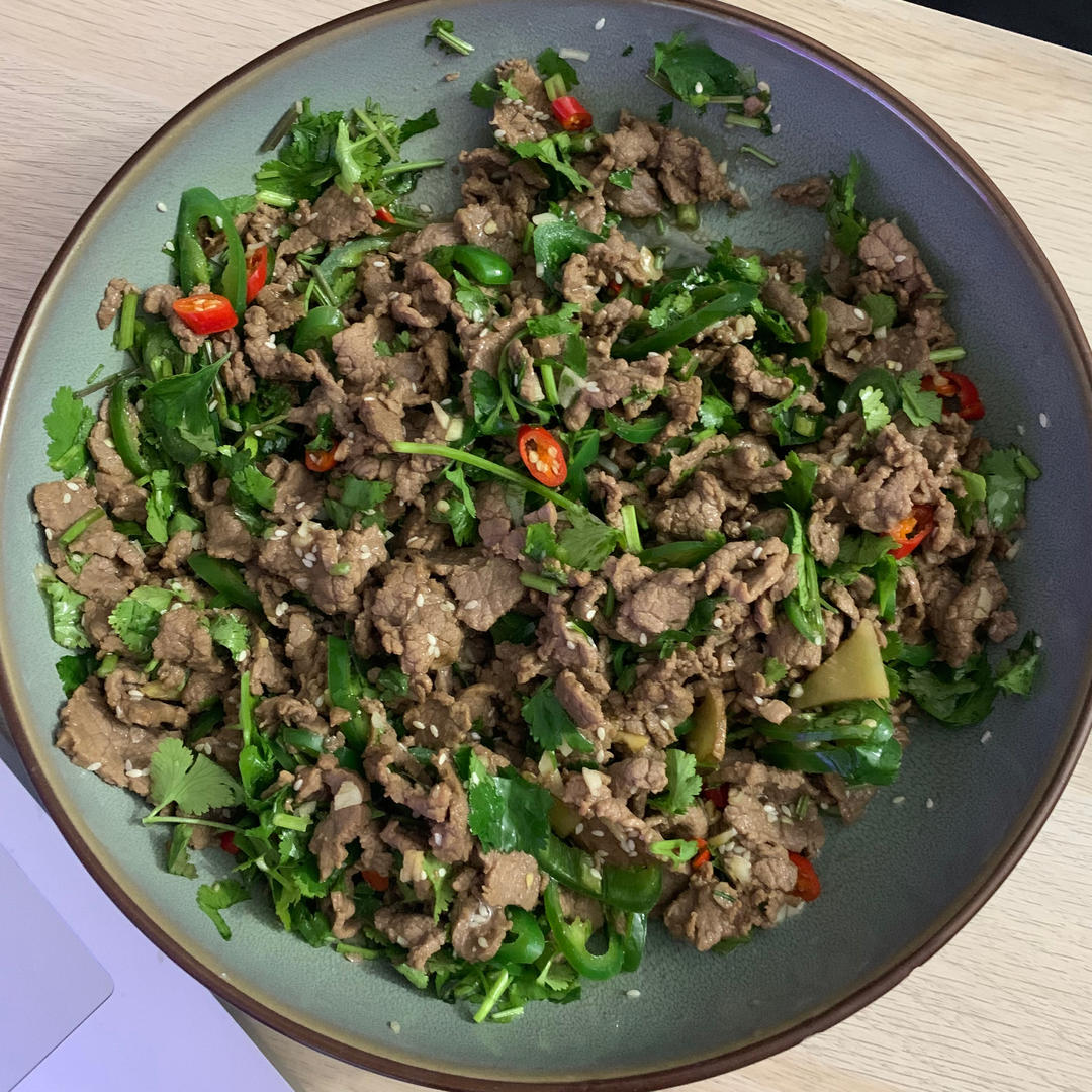 香嫩爽滑‼️香菜拌牛肉🔥这味道简直绝了