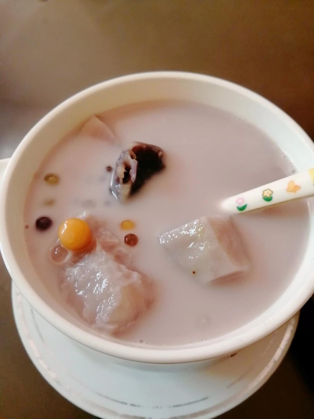椰香香芋西米露