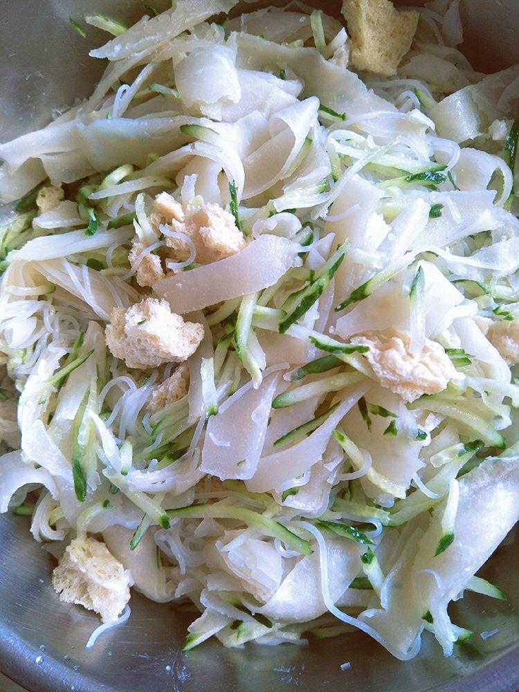 凉皮-家庭自制（告诉你自己做更劲道的秘诀）