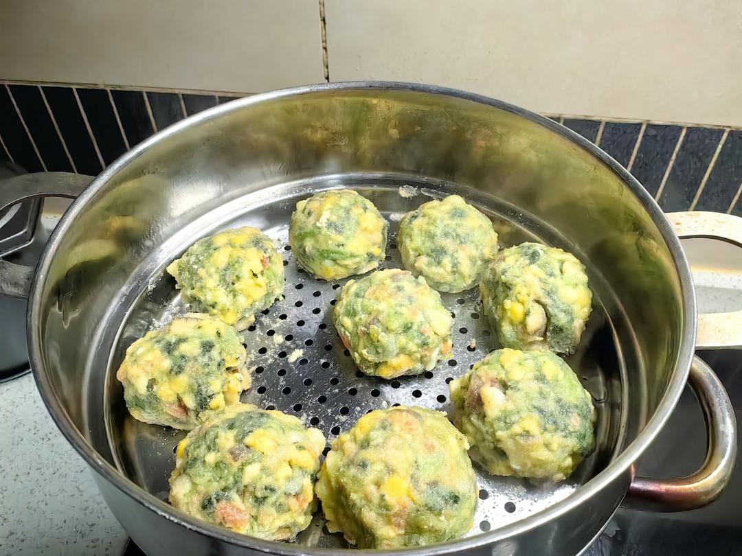 （减脂）玉米面菜团子