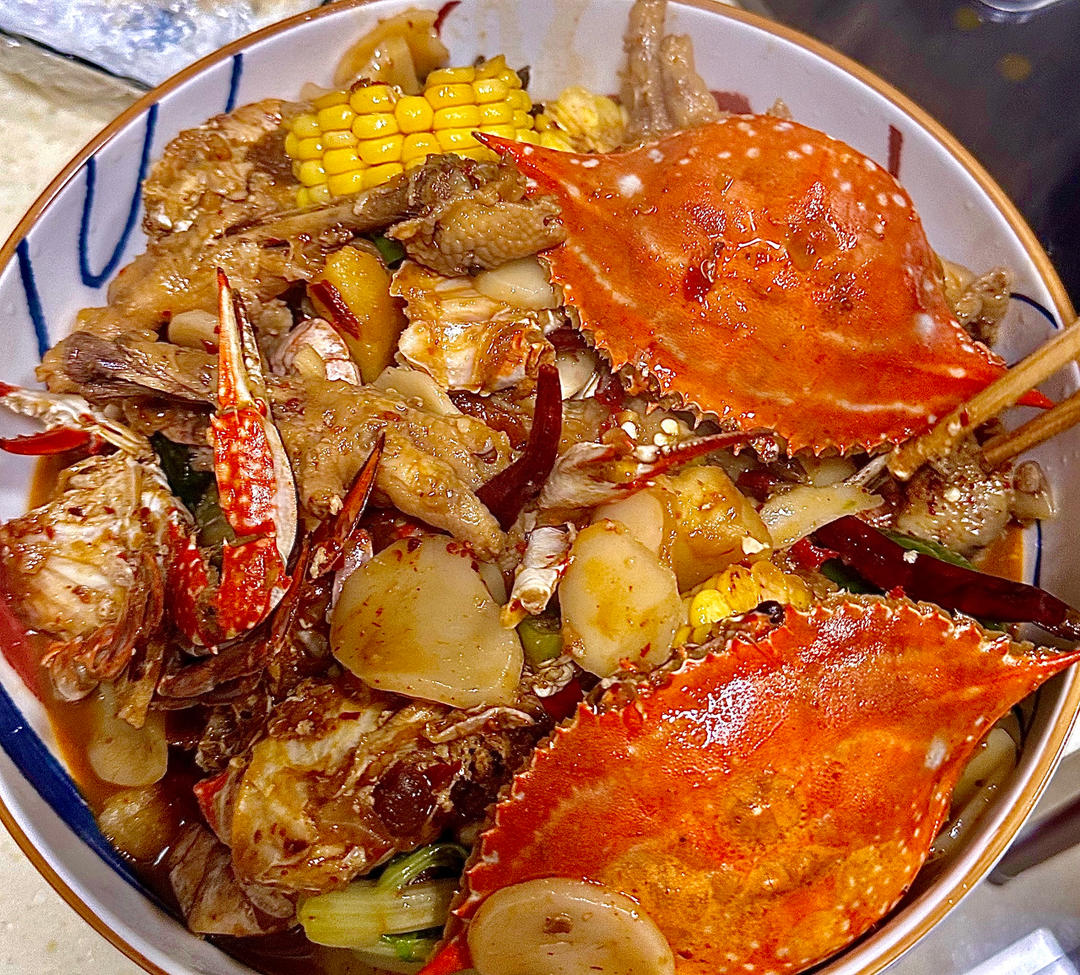 【肉蟹煲】
