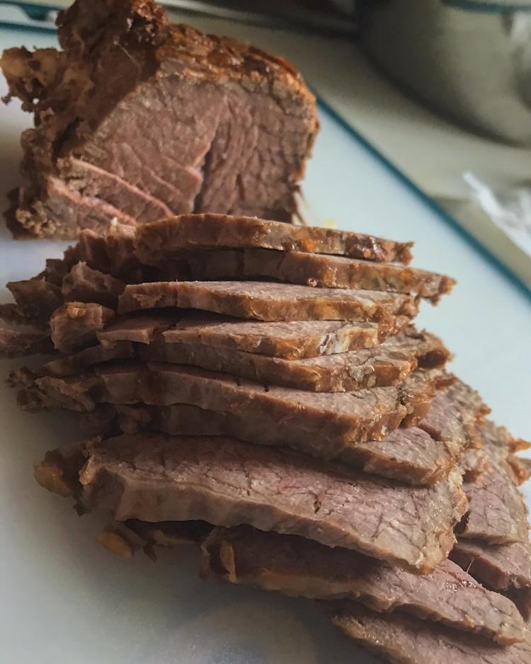 软烂入味的酱牛肉
