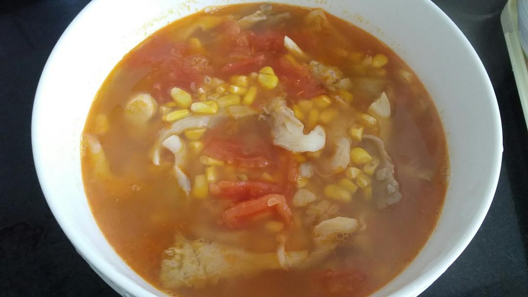 番茄平菇玉米汤