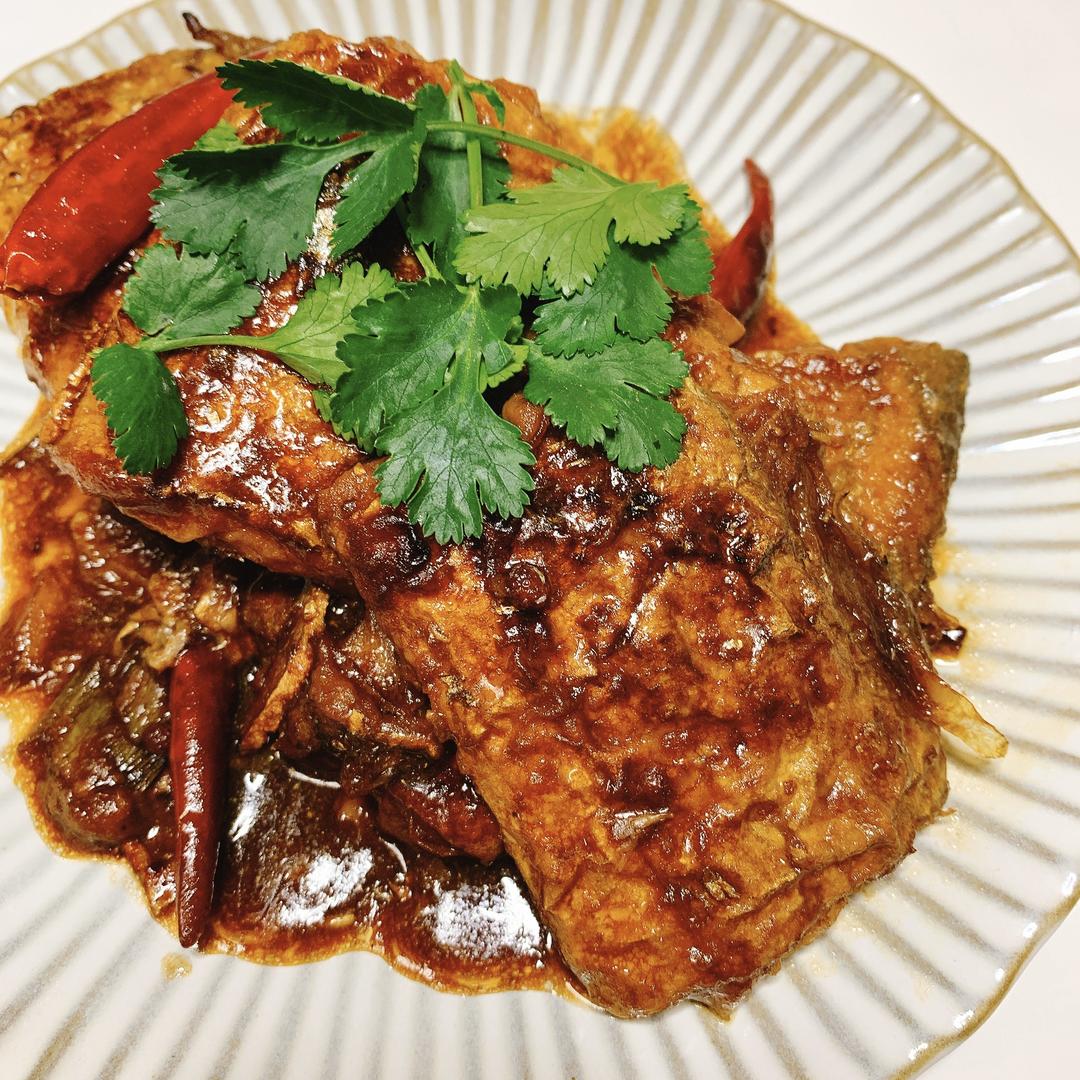 超级好吃的红烧带鱼，零失误