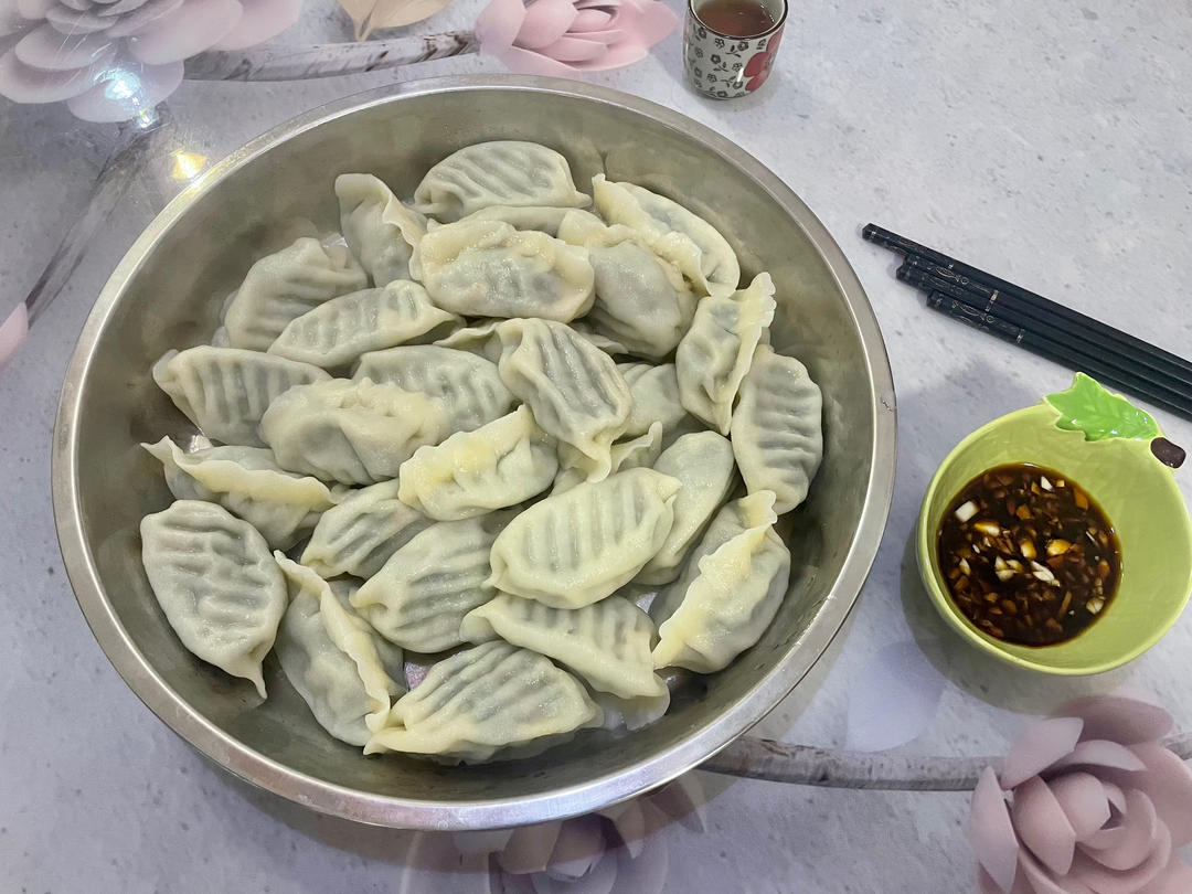 猪肉扇贝丁小白菜水饺