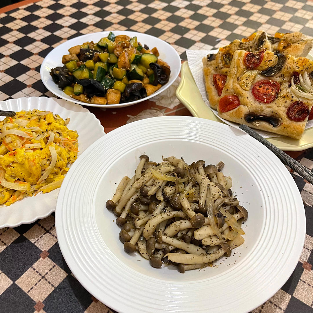 清爽解腻的黄瓜炒鸡胸肉，低脂低卡减肥食谱