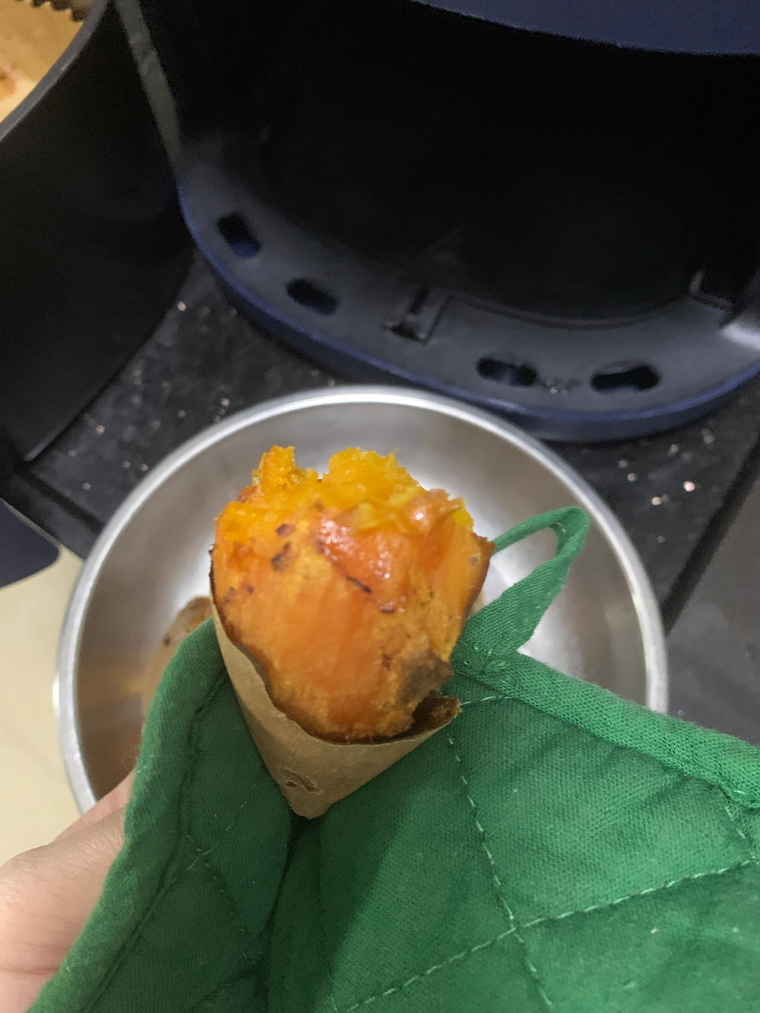 空气炸锅烤红薯(超级简单)