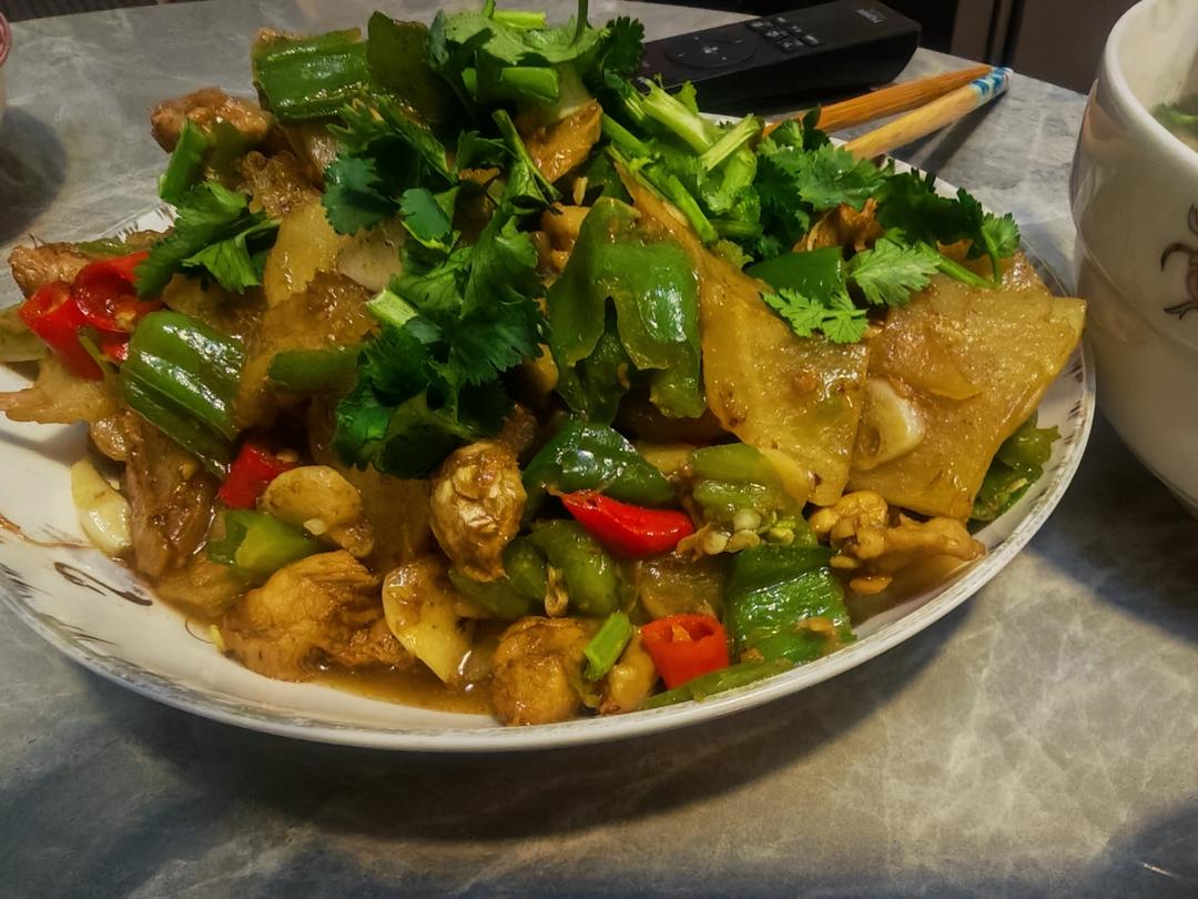 干土豆片炒鸡