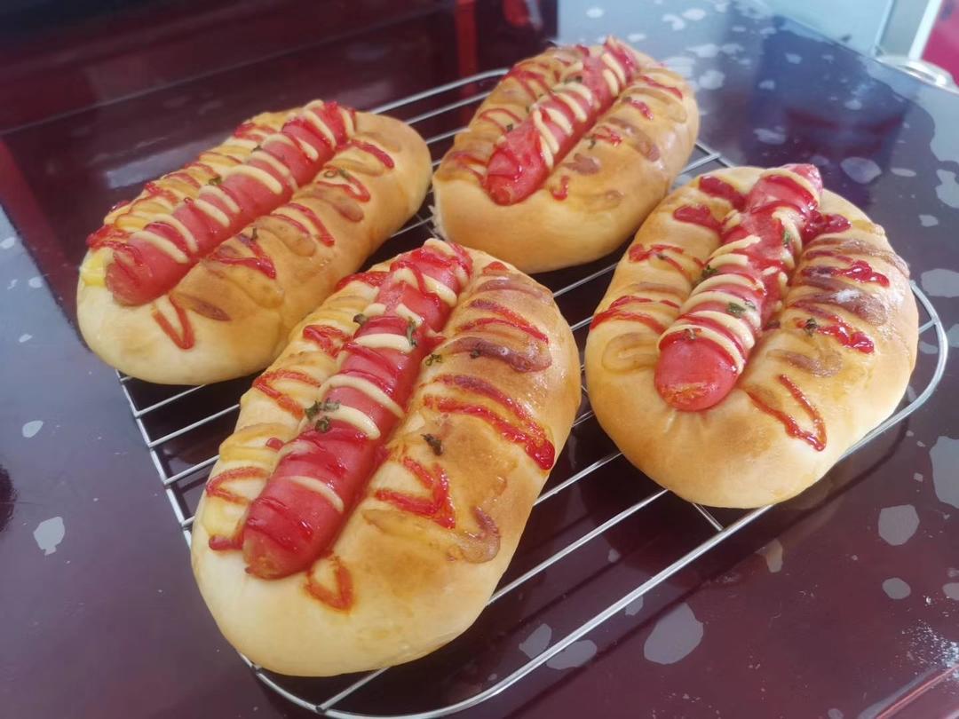 热狗面包