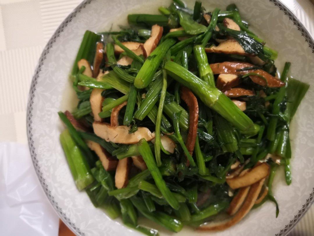 水芹菜炒香干