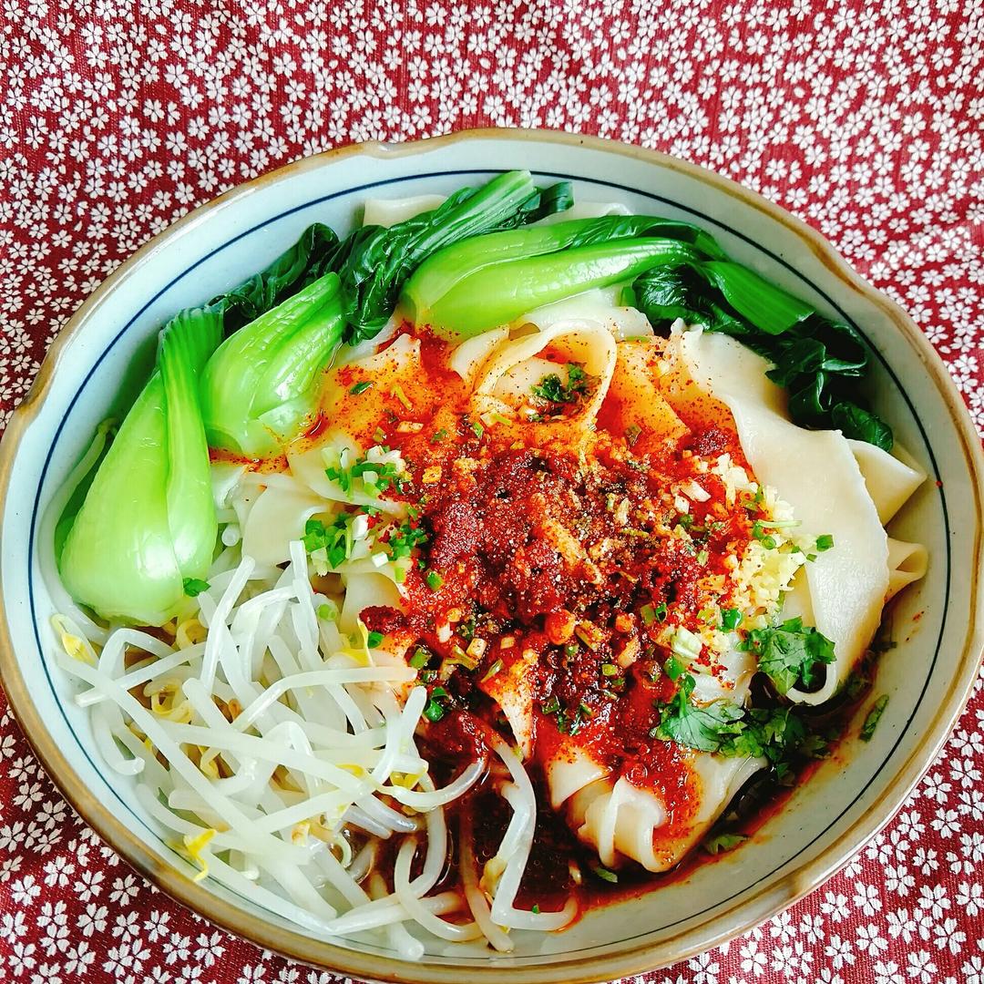 安华馍馍做的油泼面