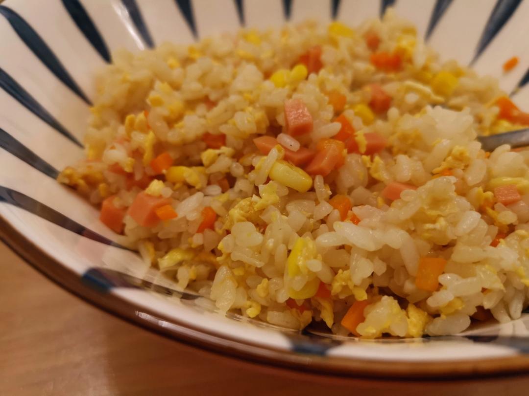 厨师长教你“蛋炒饭”如何做才好吃，答案都在这里面！