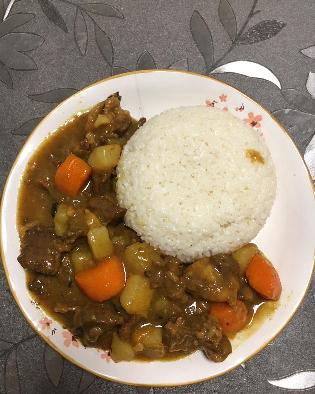 咖喱牛肉饭