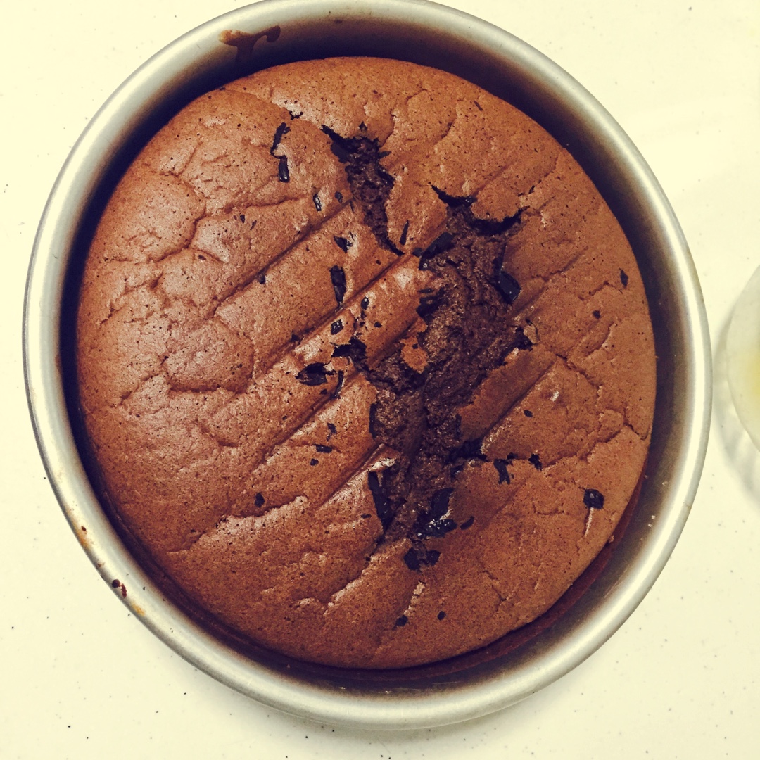 巧克力戚风，人生第一个get到的戚风，非常易成功