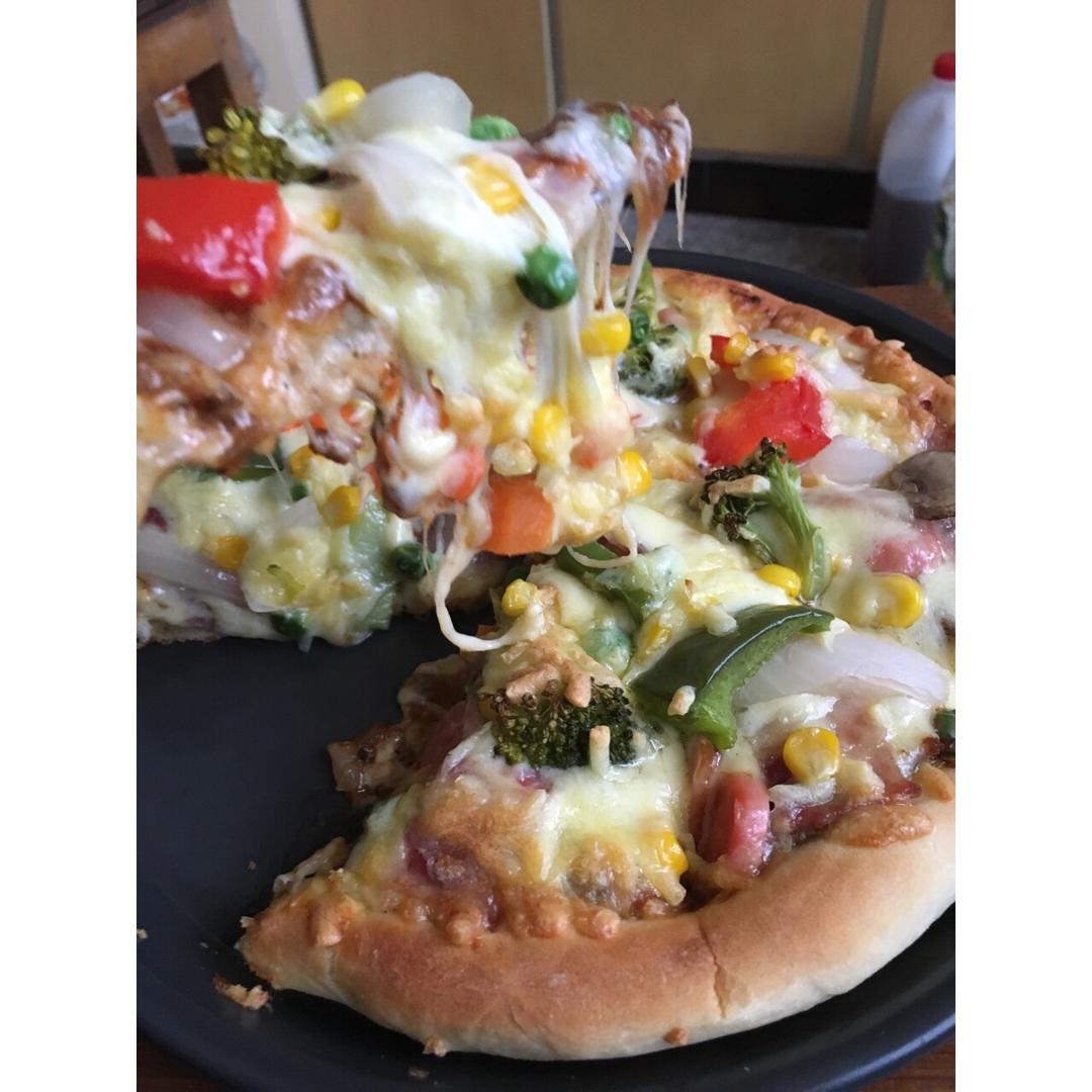 8寸纯手工什锦披萨