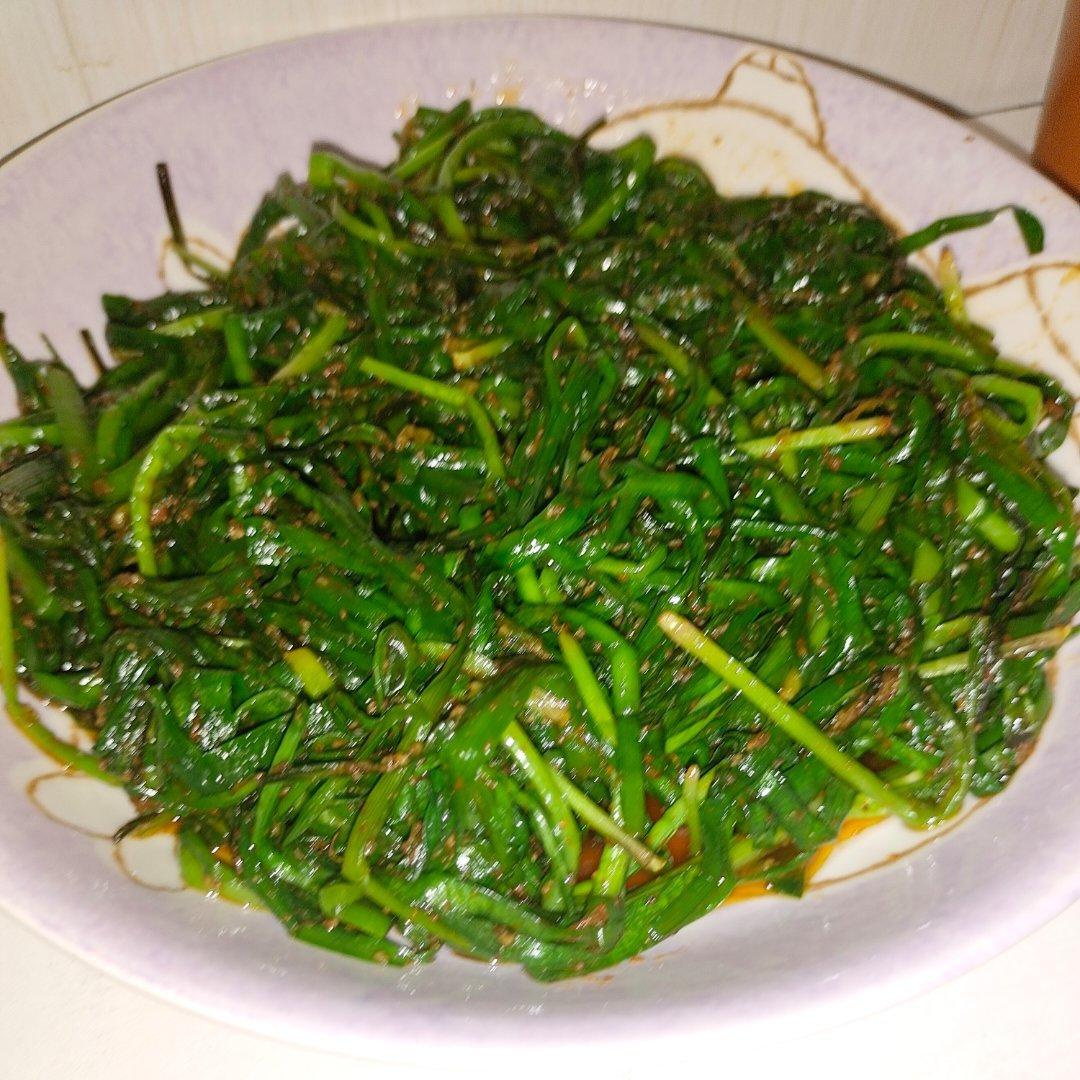 “孜然韭菜”味道胜过烧烤店.而且还经济实惠